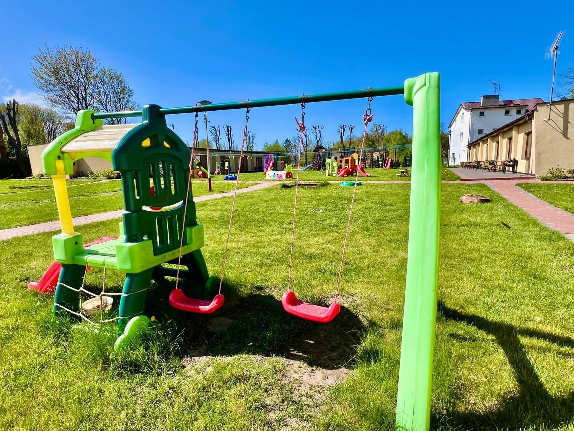 Osrodek Rodzinny "Pod Wydmami" Przy Plazy , Plac Zabaw , Rowery Sarbinowo Kültér fotó