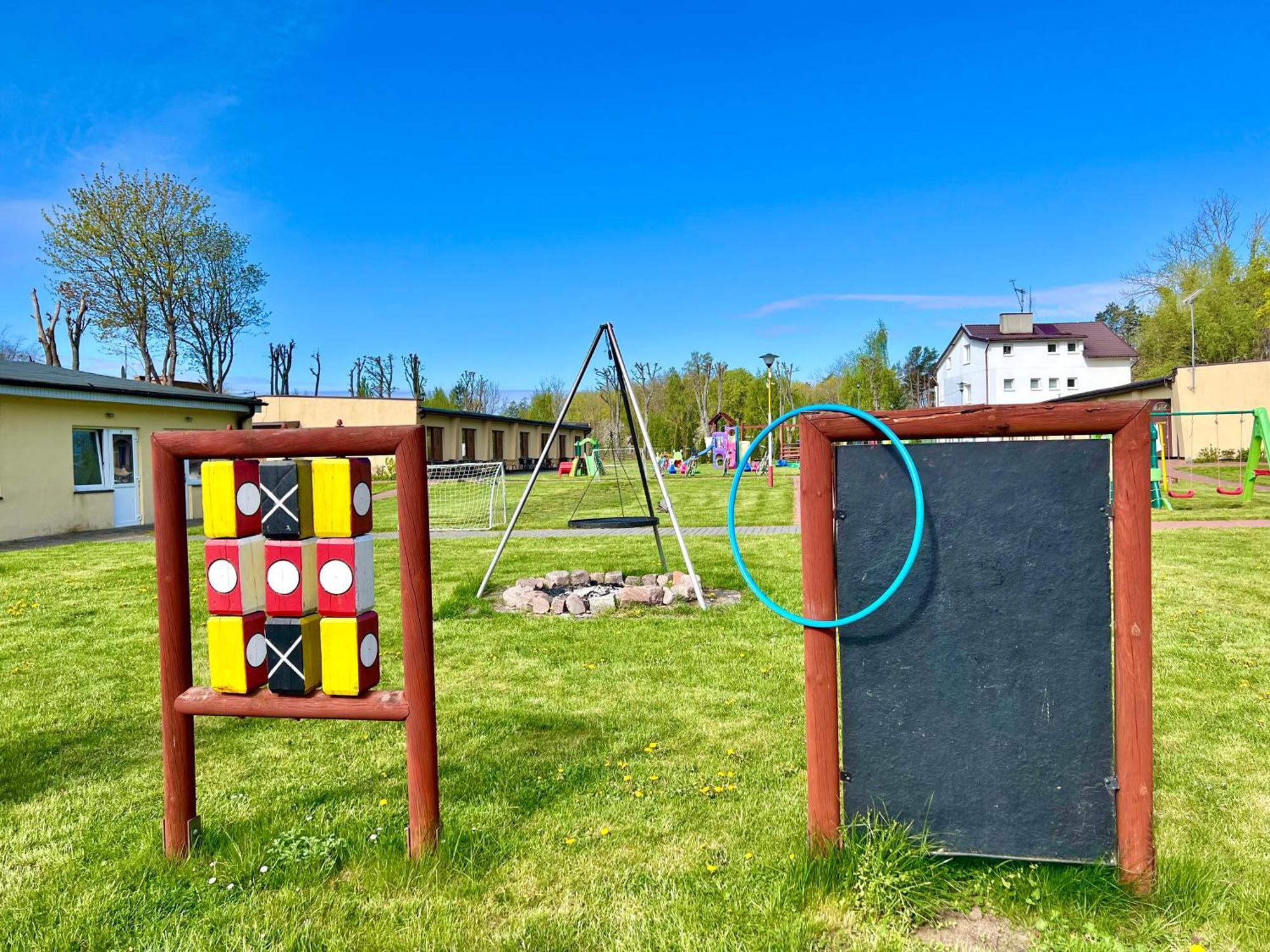 Osrodek Rodzinny "Pod Wydmami" Przy Plazy , Plac Zabaw , Rowery Sarbinowo Kültér fotó